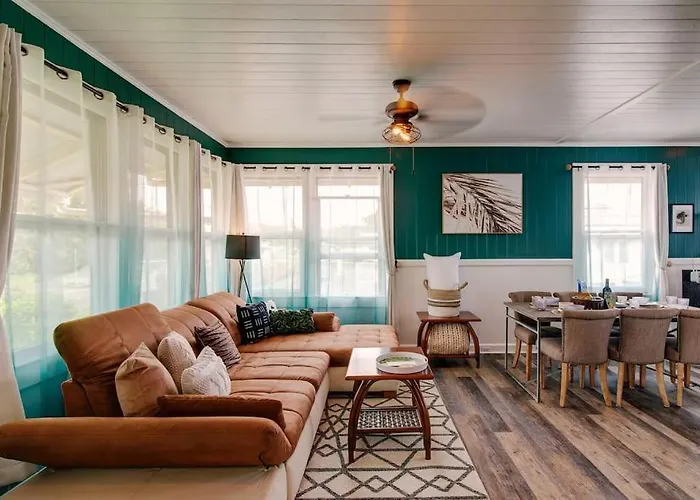 New - Hula House Wac- 3Br- Hilo Town