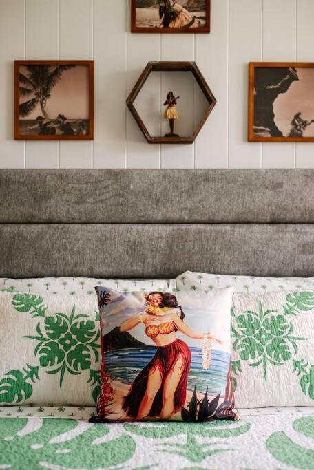 New - Hula House Wac- 3br- Town