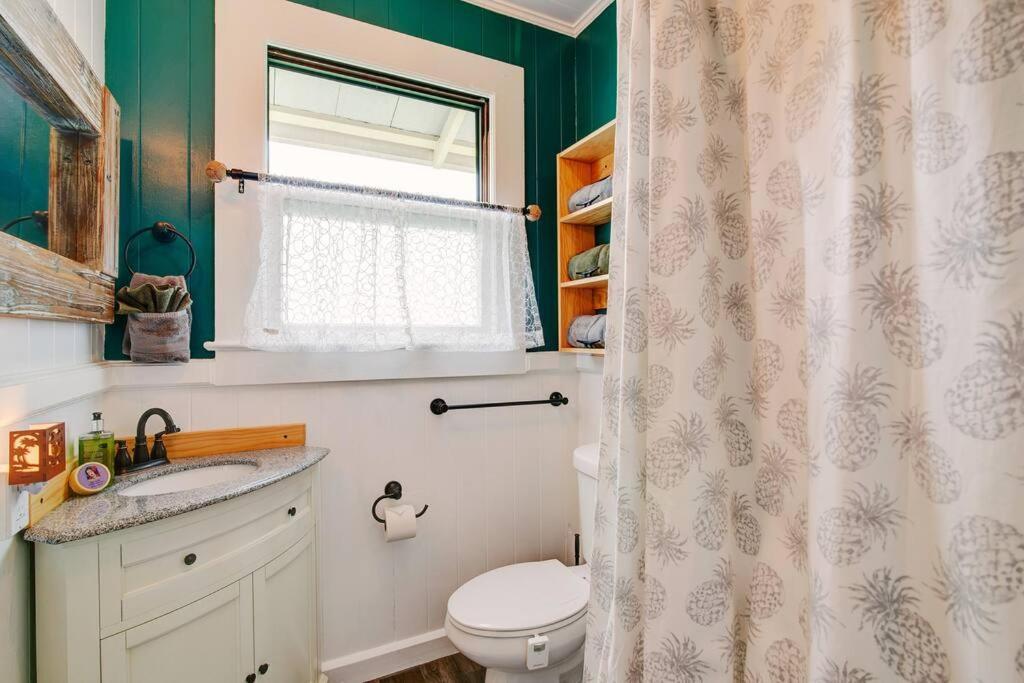New - Hula House Wac- 3br- Town *